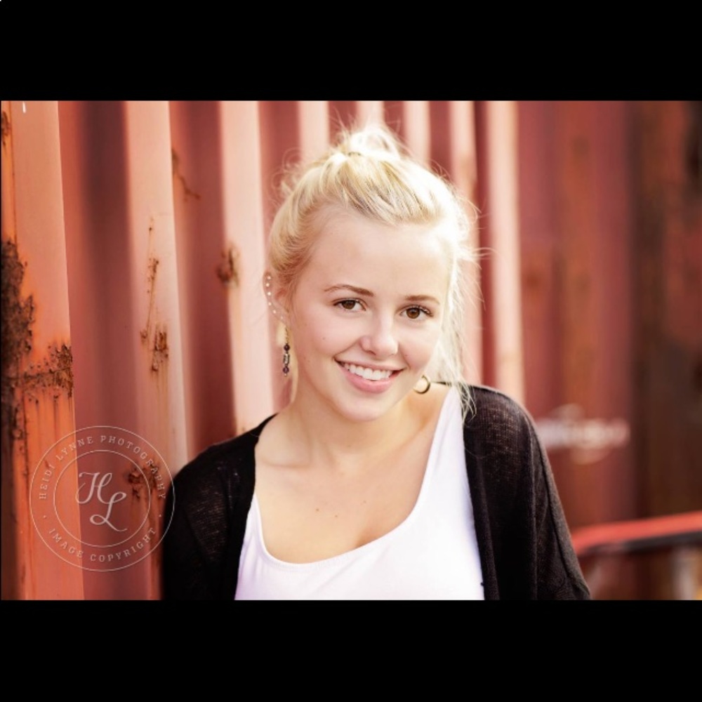 Meet your Posher, Anna